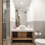 room-standard twin-bath-2